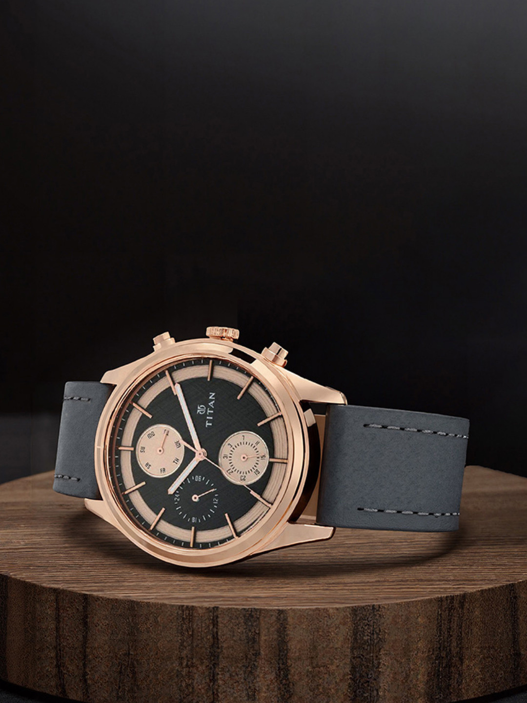 Titan Workwear Men Grey Analogue watch NL1805WL01