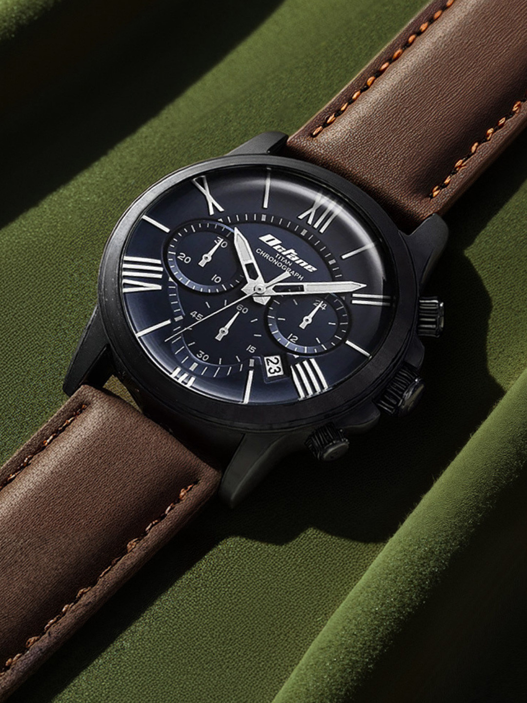 Titan Men Blue Dial & Brown Stainless Steel Straps Analogue Watch 90152NL01