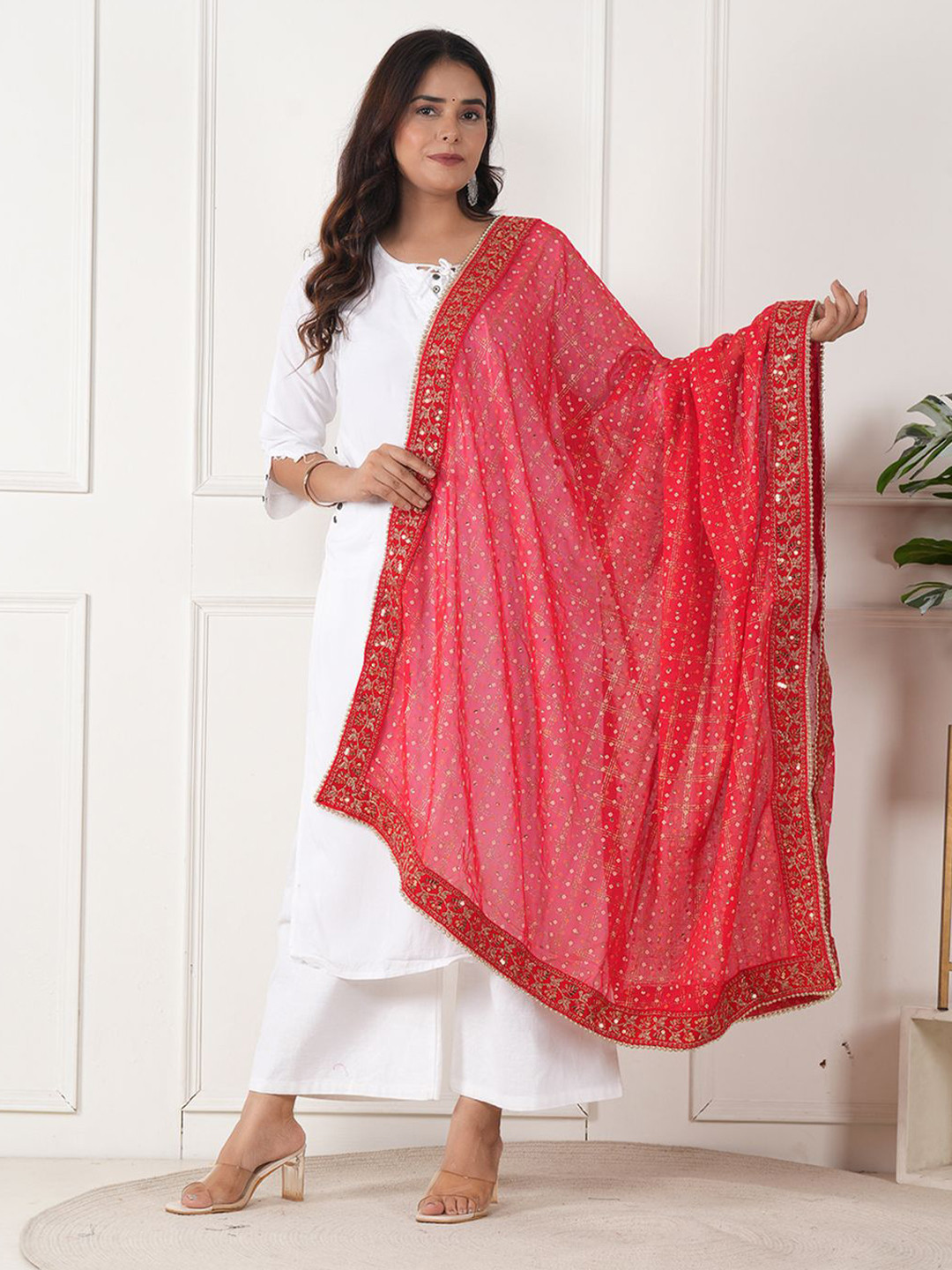 ZOOMBIE Bandhani Printed Georgette Dupatta With Mirror Work