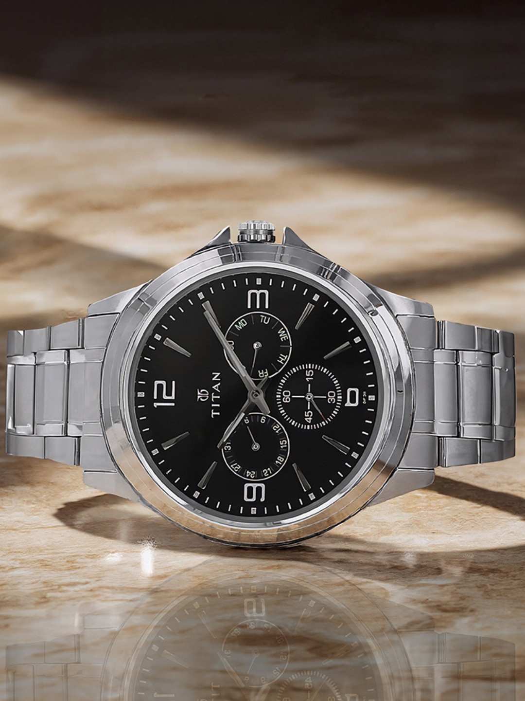 Titan Eco Range Gents Men Black Analogue watch NL1698SM01