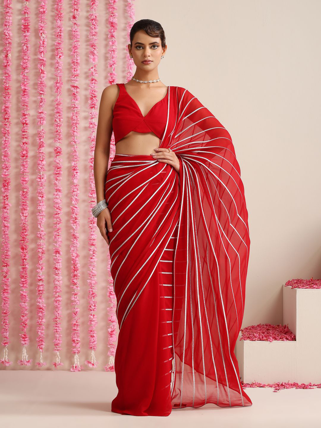 Swtantra Red and Gold Triangle Impression Georgette Saree with Blouse Fabric