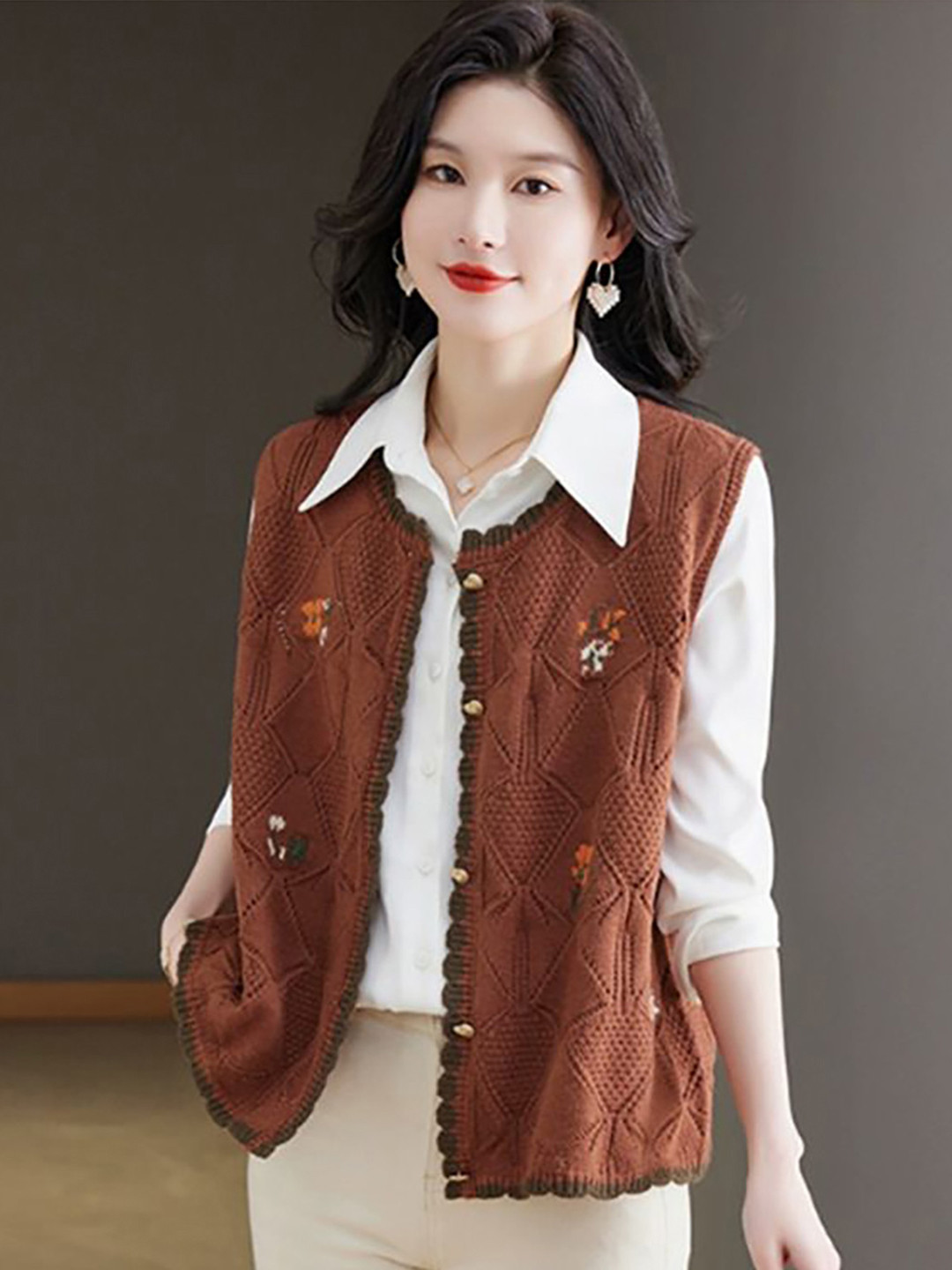 StyleCast Women Floral Embroidered Round Neck Cashmere Cardigan