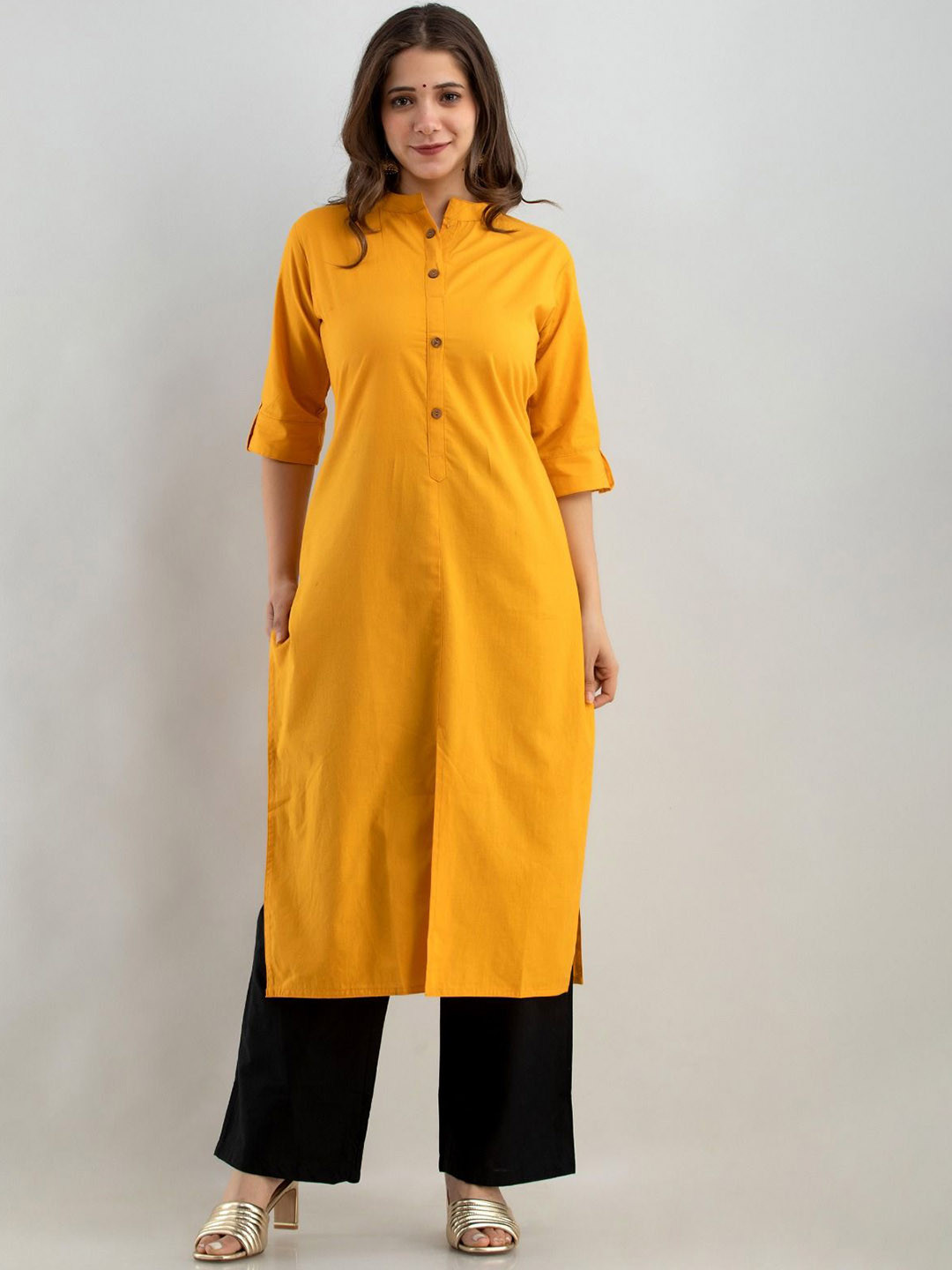 PAHAL ATTIRE Women Mandarin Collar Kurta with Trousers