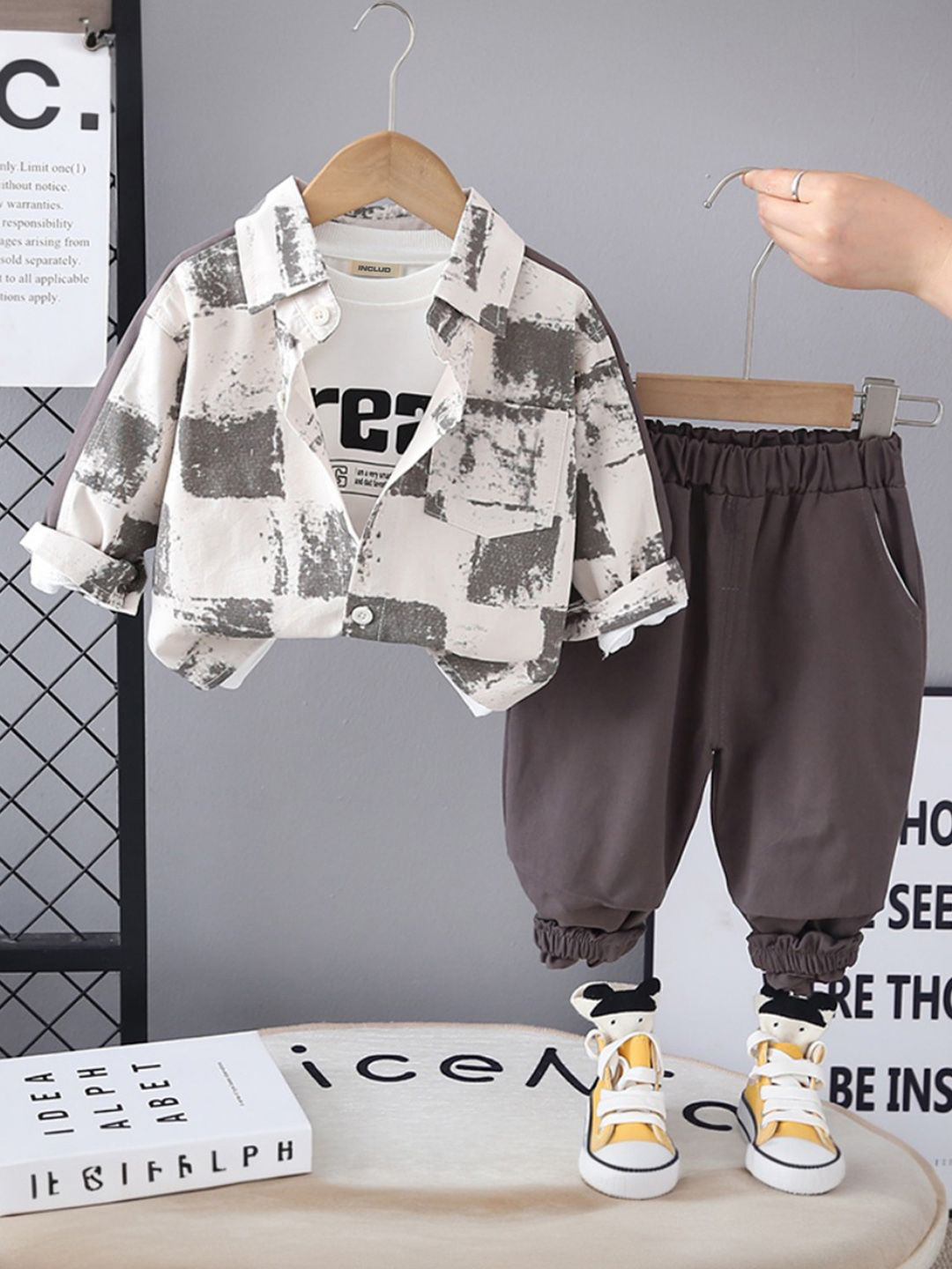 INCLUD Infant Boys Grey Abstract Printed Shirt Collar Shirt With T-Shirt And Trousers