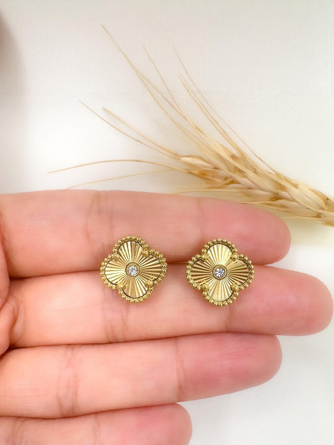 LOLO LePA 18k Gold Plated Stainless Steel Classic Clover Earrings