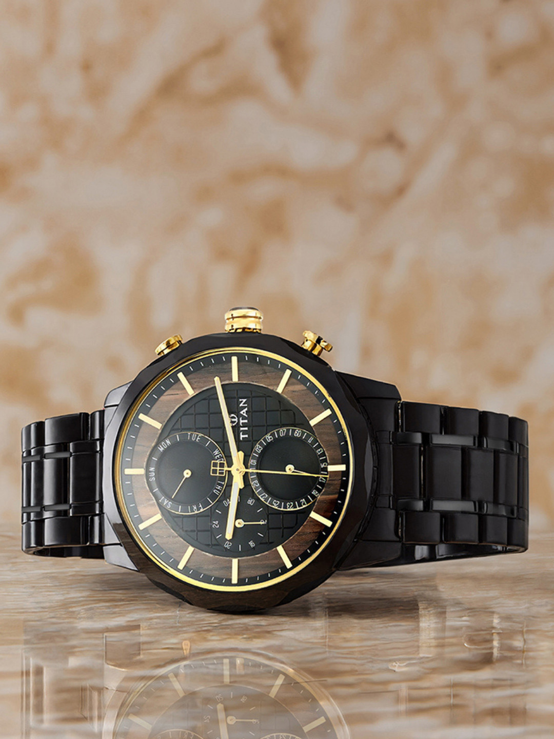 Titan Grandmaster Men Black Analogue watch NL1789KM02