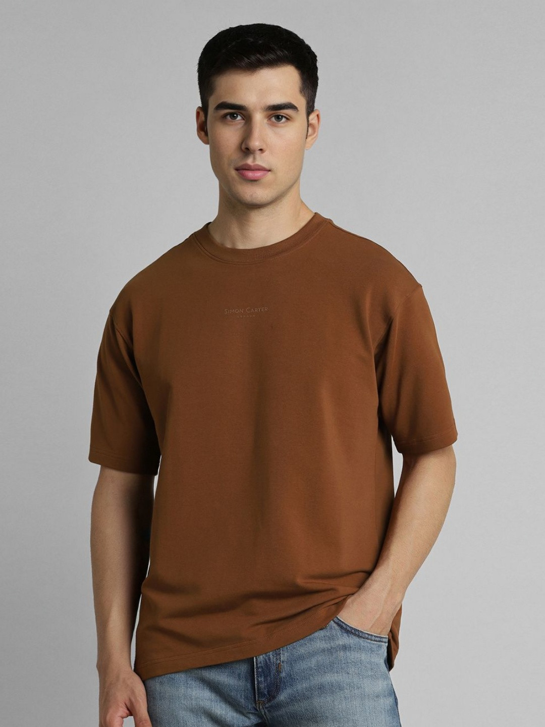 SIMON CARTER LONDON Men Solid Round Neck Cotton Relaxed Fit T-shirt