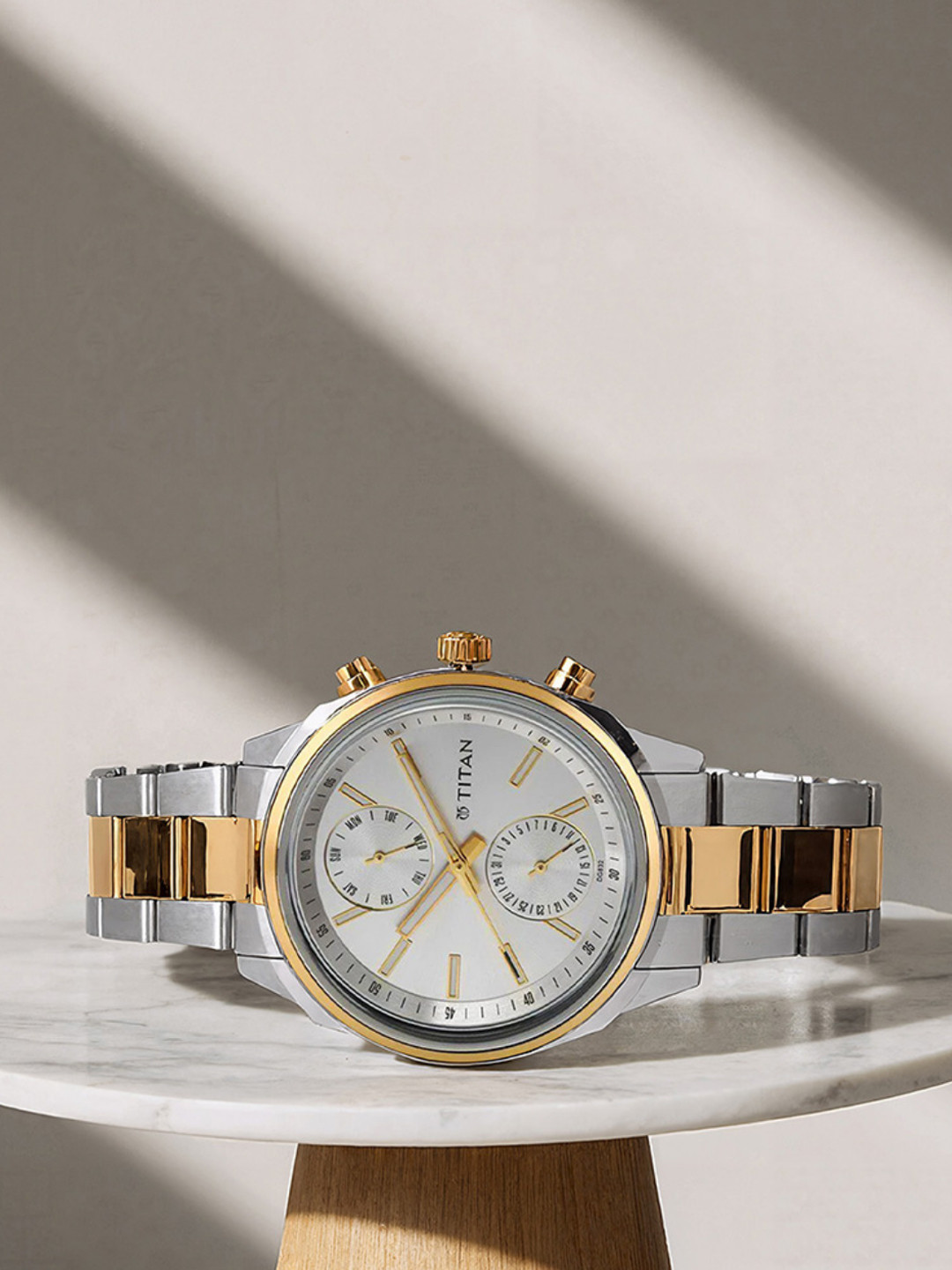 Titan Men Steel Analogue Watch 1733BM01