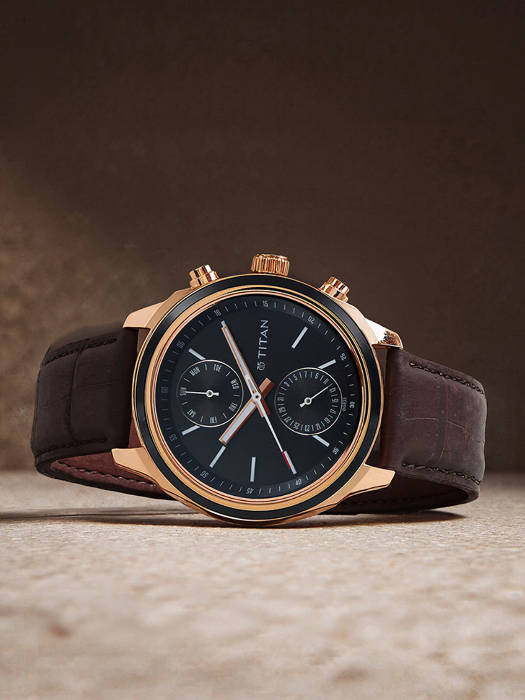 Titan Men Black Analogue Watch 1733KL03
