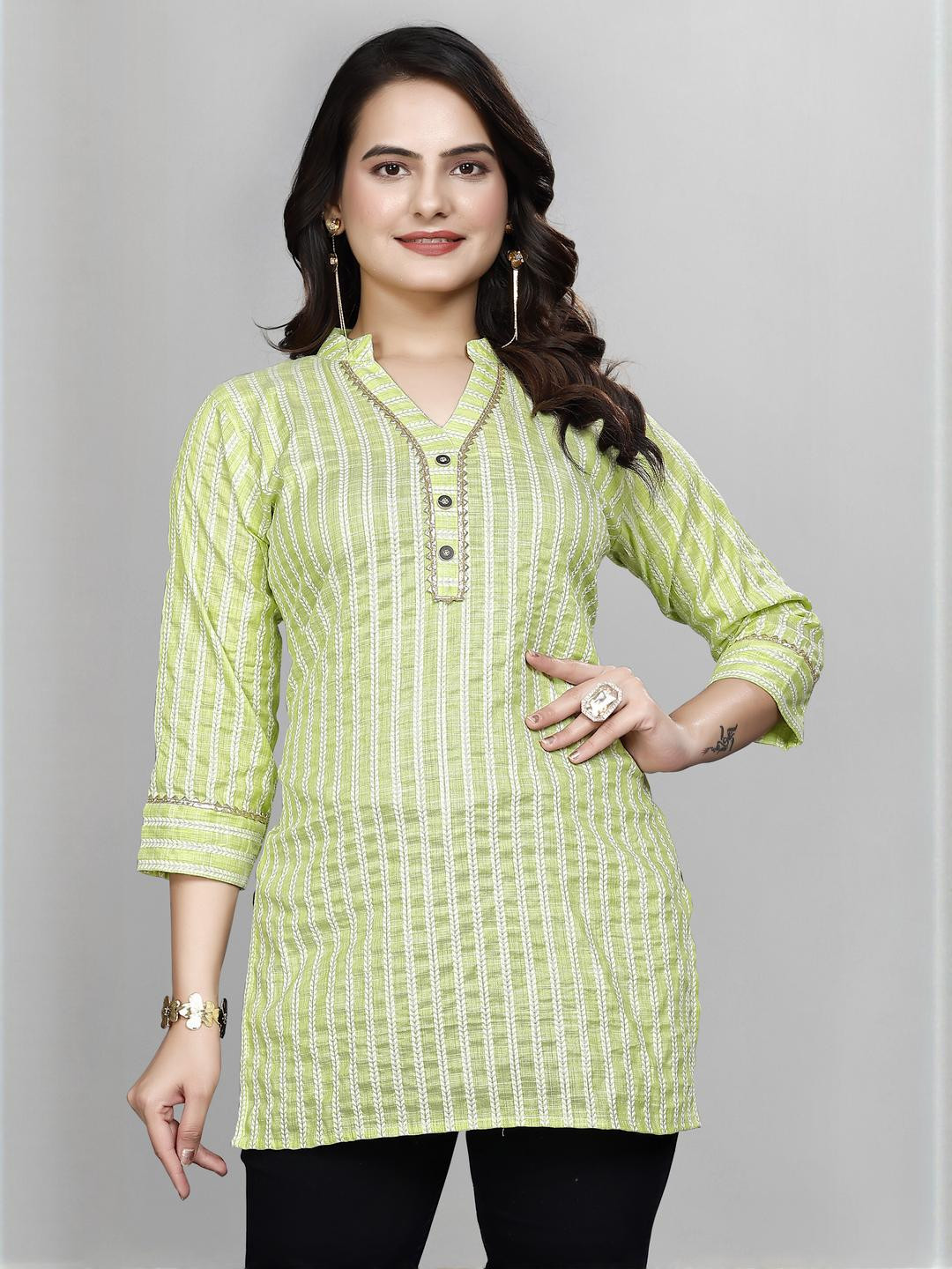 MANTRA DESIGNER Women  Green Cotton Silk Kurtas