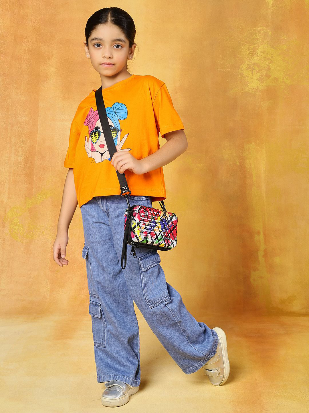 SHORGUL Girls Graphic Printed Pure Cotton T-shirt With Trousers