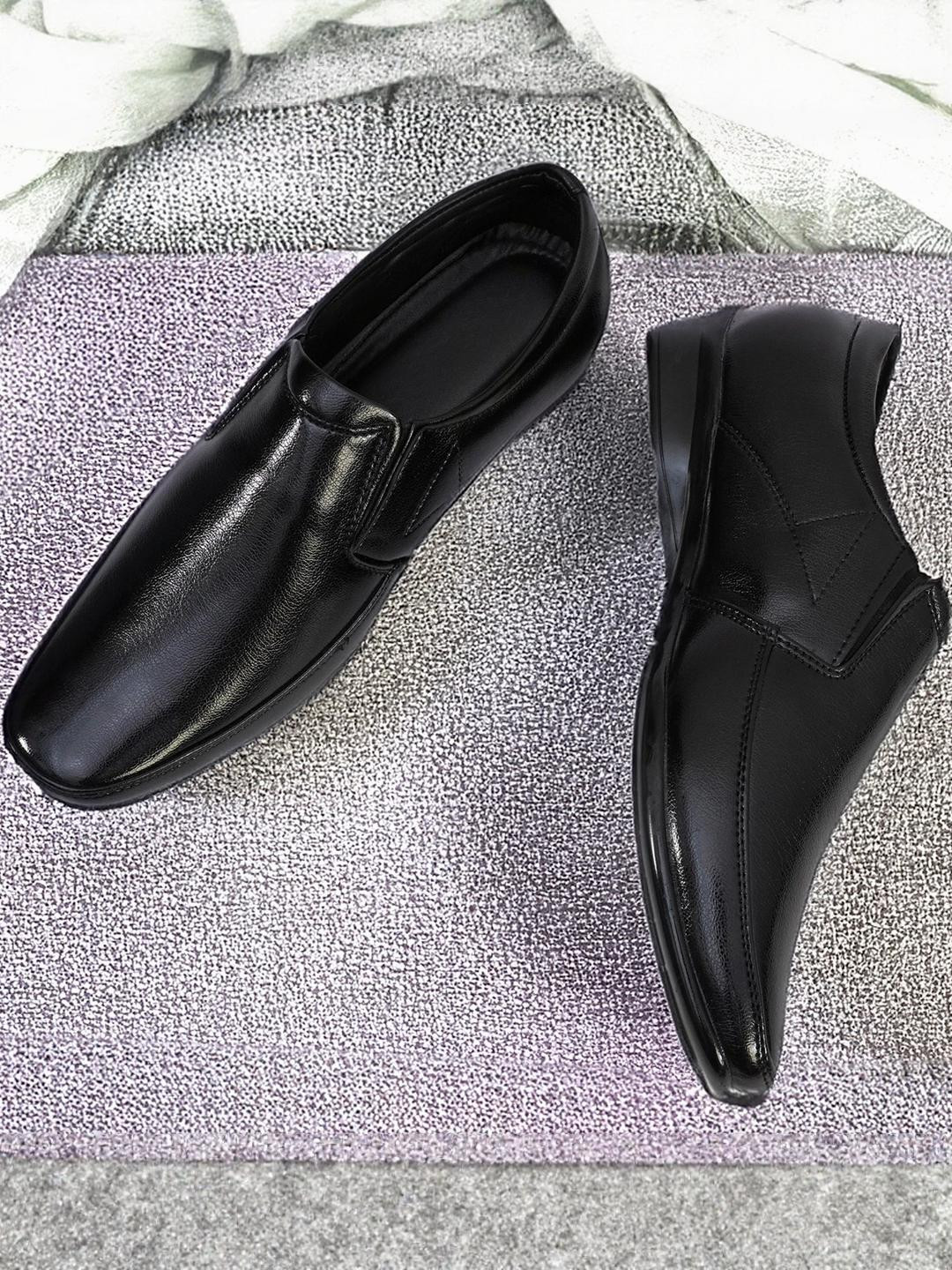 REAL BLISS FOOTWEAR Men Synthetic Leather Round Toe Loafers