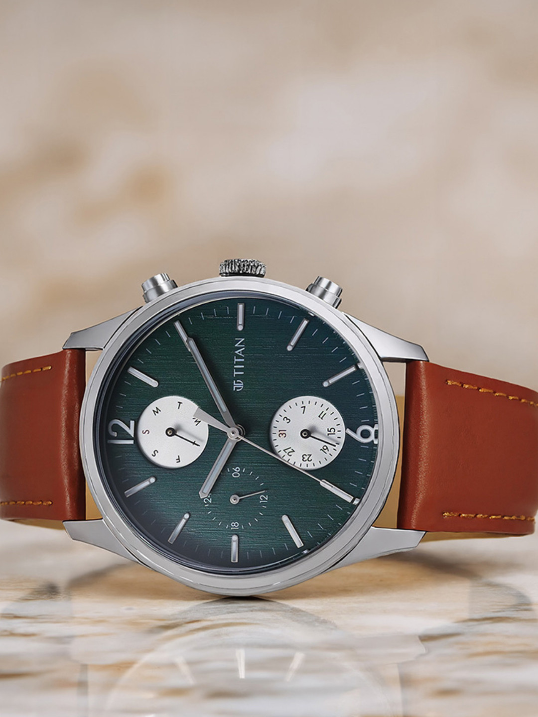 Titan Men Textured Dial & Leather Straps Analogue Watch 1805SL11