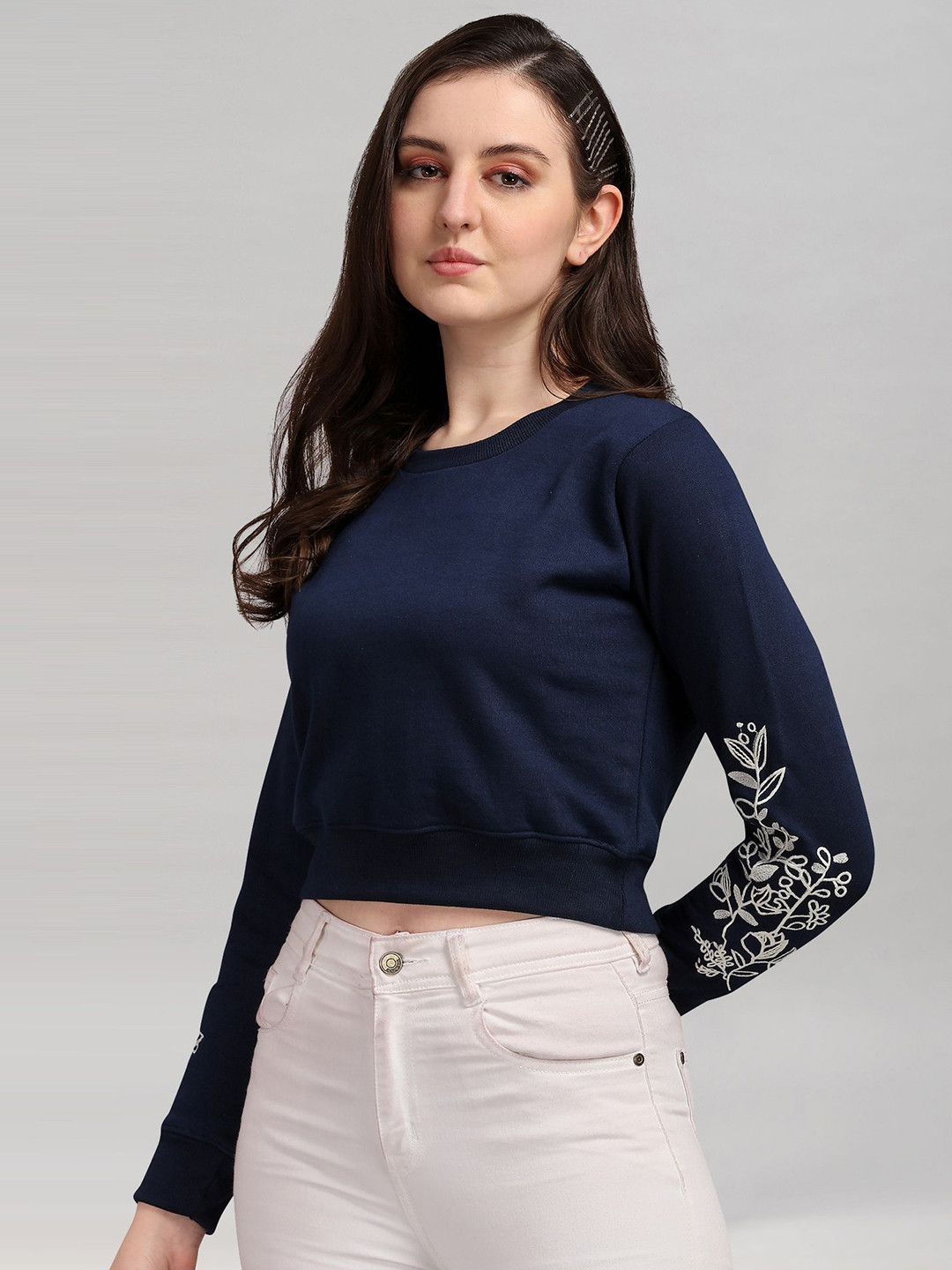 Selvia Women Cotton Embroidered Crop Sweatshirt