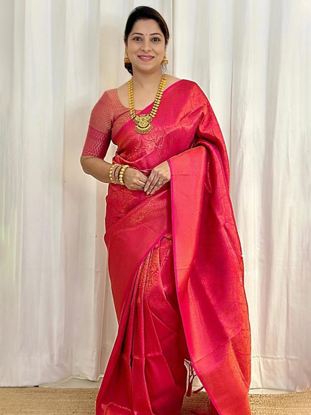bansari textiles Floral Woven Banarasi Silk Saree With Blouse