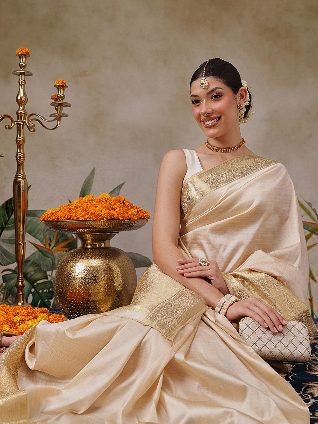 Silk Land Woven Design Border Zari Kasavu Saree