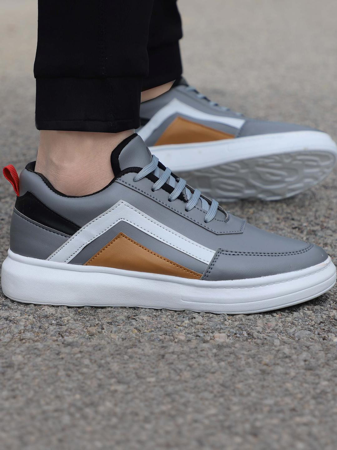 WHITE WALKERS Men Grey Synthetic Leather Casual Shoes