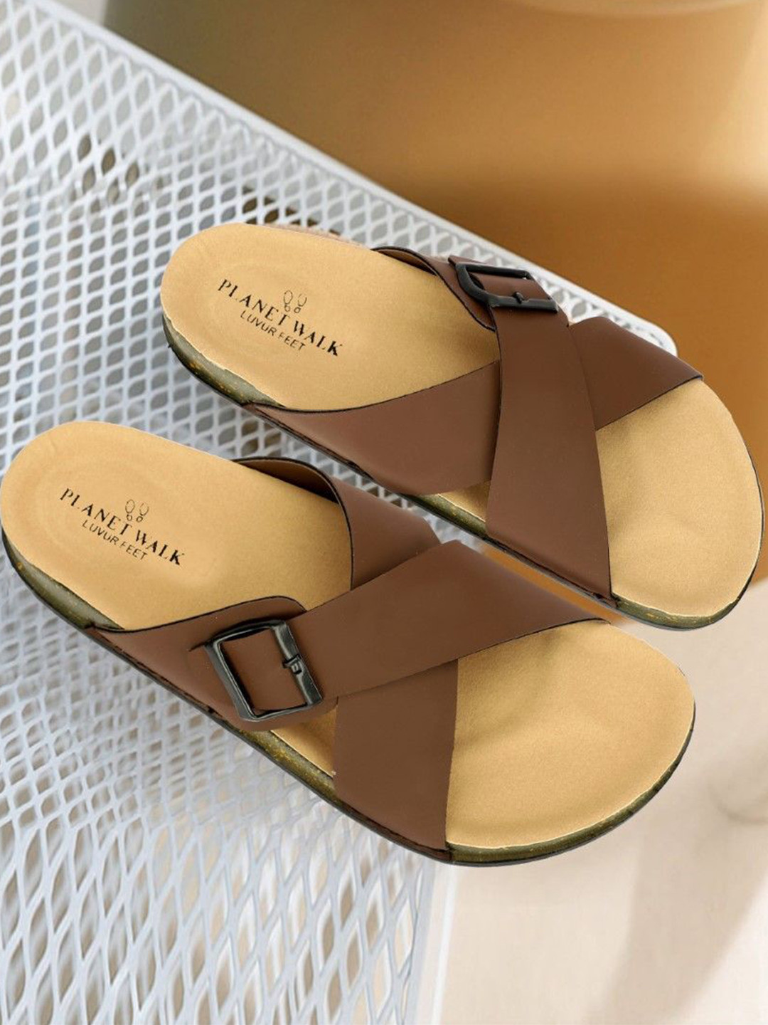 PLANET WALK Men Comfort Sandals
