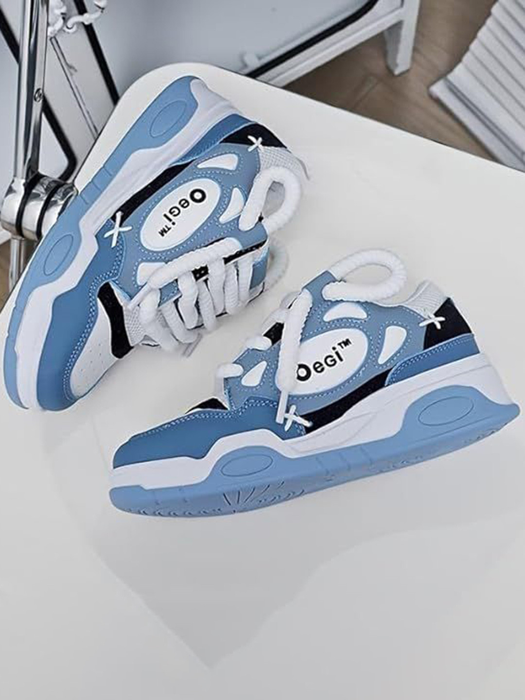 Woakers Men Angry Birds Sneakers