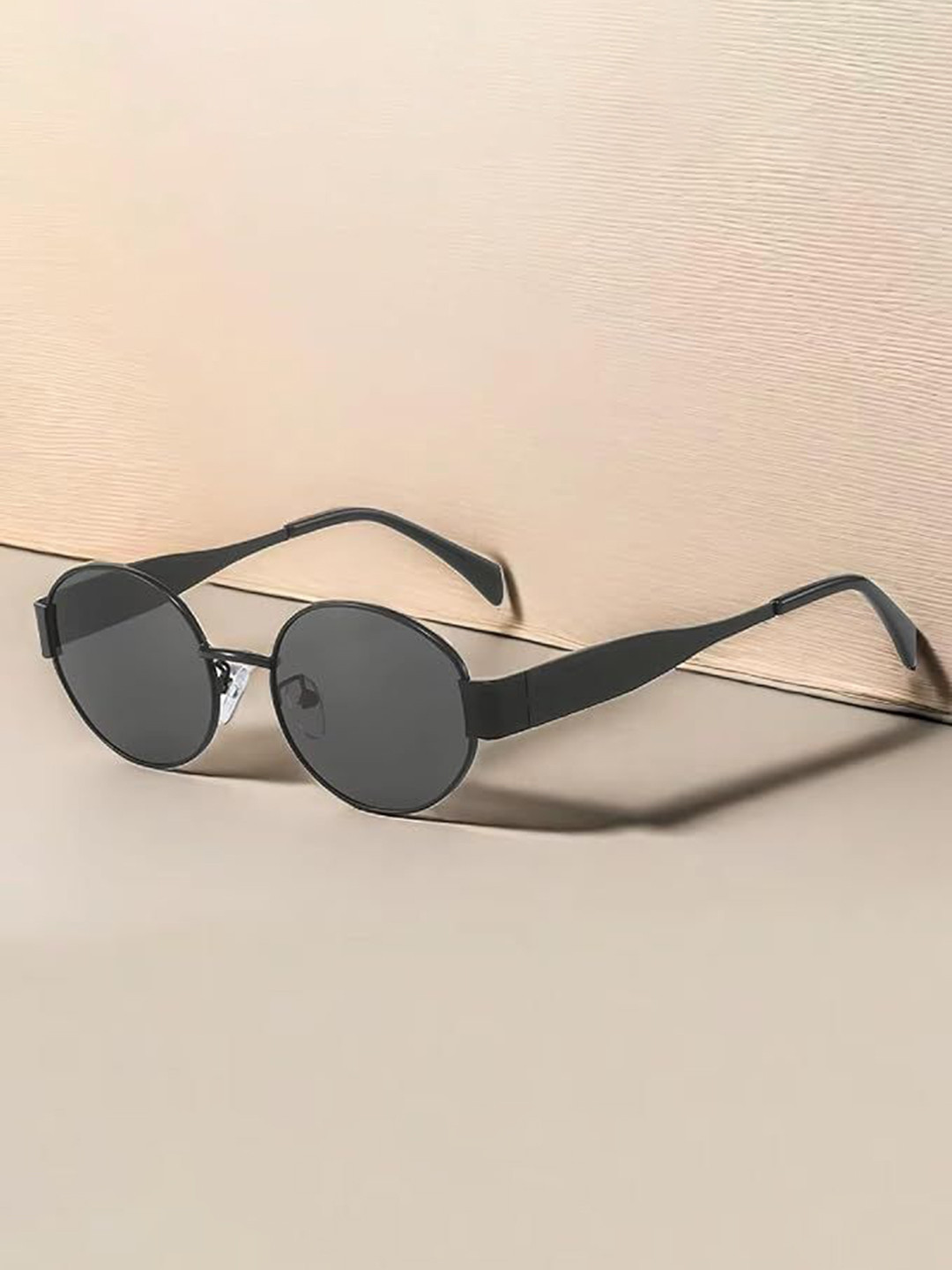 AUGEN Unisex UV Protected Lens Round Sunglasses VI-SG-216B-C1