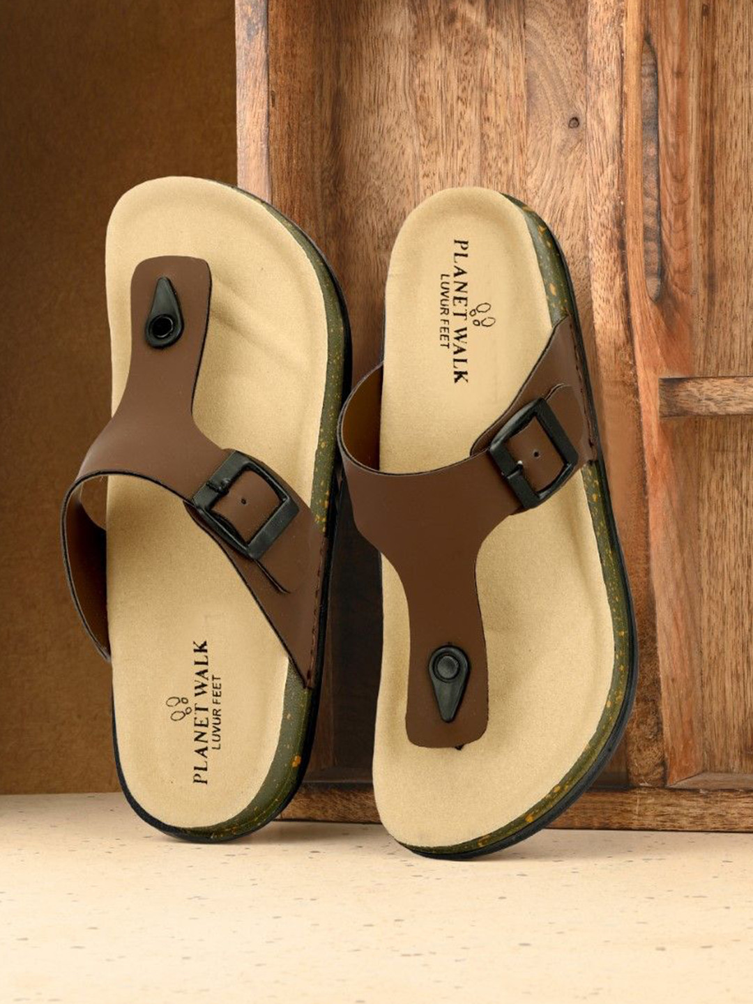 PLANET WALK Men Slip On Comfort Sandals