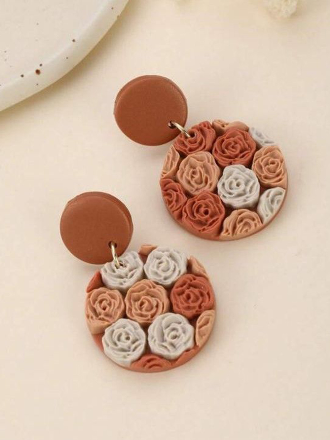 VMA PLAY FASHION Contemporary Ceramic Drop Earrings