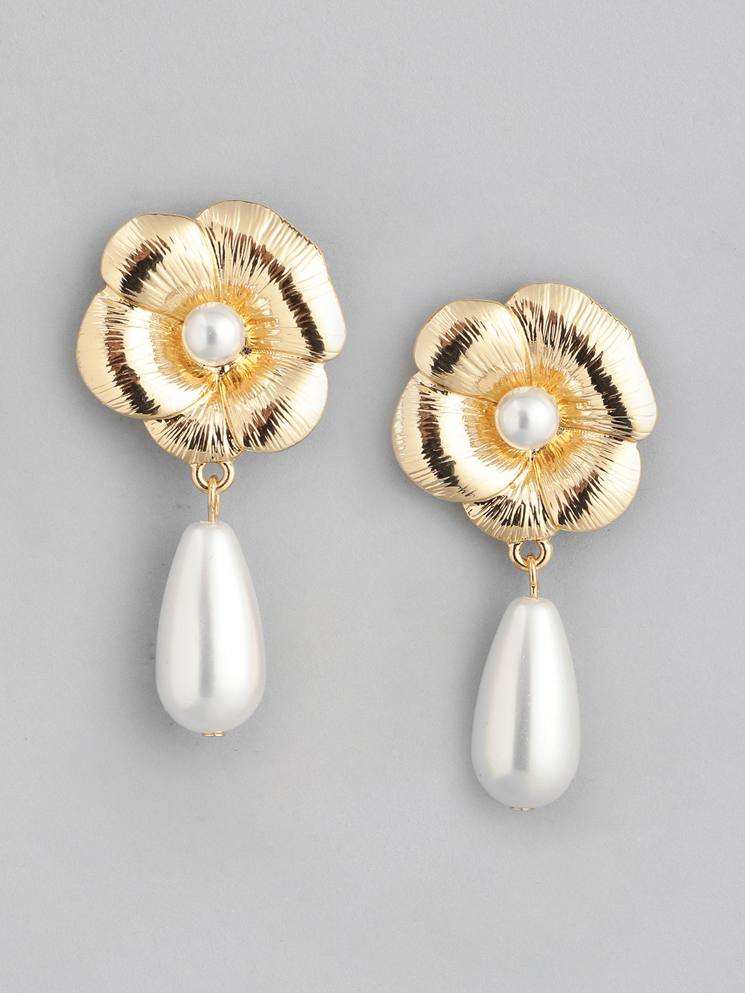 Forever New Gold Plated Jessica Flower Pearl Earring