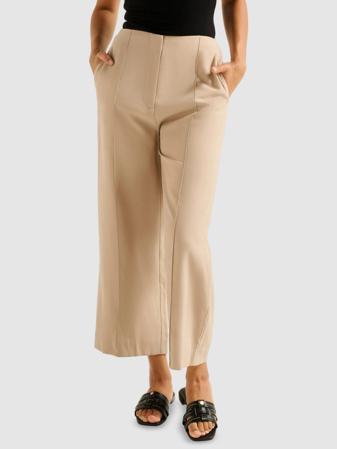 Forever New Peony Women Relaxed Fit High-Rise Culottes Trousers