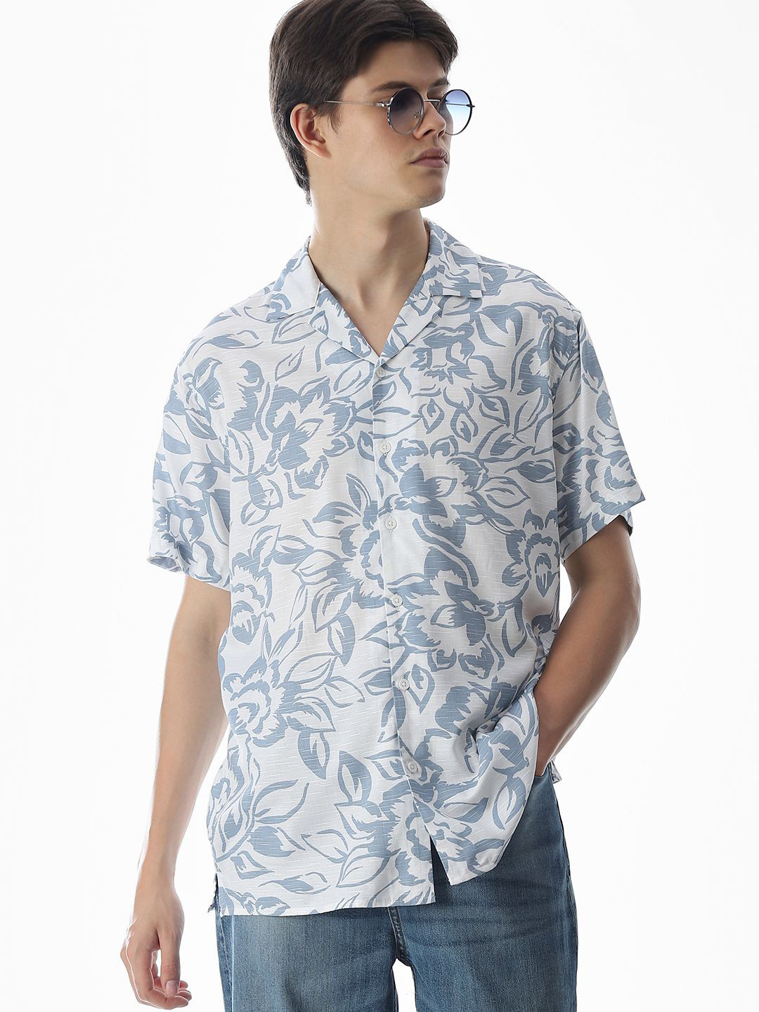 Jack & Jones Relaxed Fit Cuban Collar Floral Printed Opaque Shirt