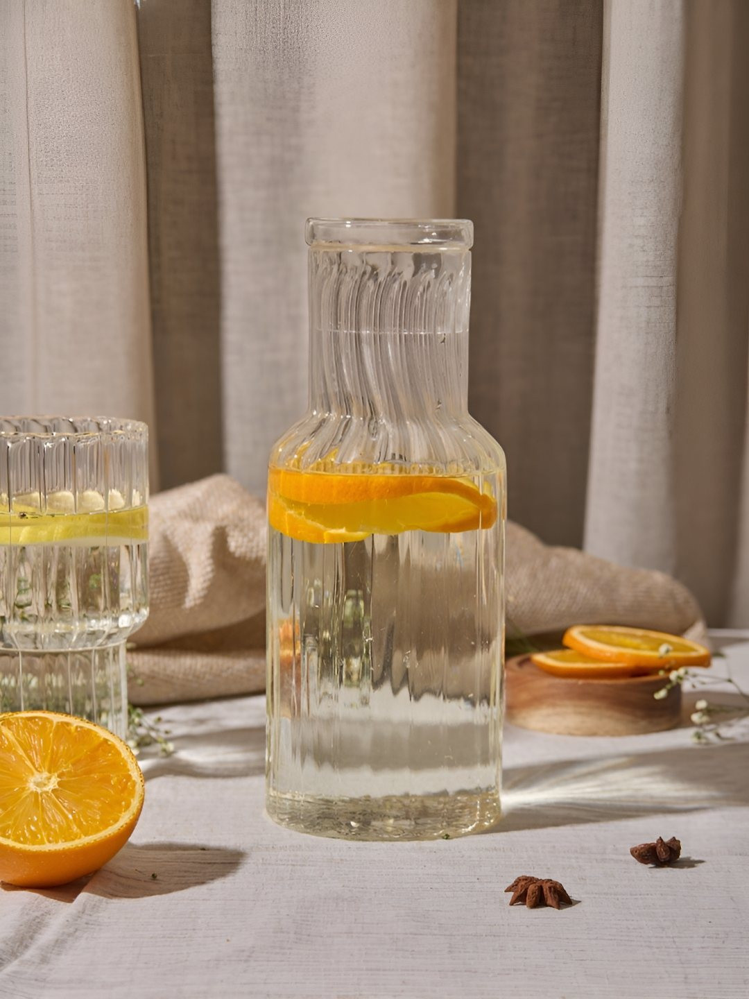 Amaara Home Transparent Easy to Clean Glass Water Jugs with lid