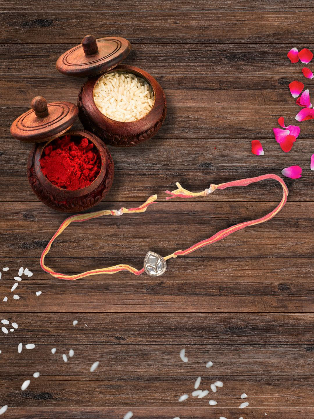 DUGRISTYLE Bahiya Wraparound Rakhi With Roli and Chawal