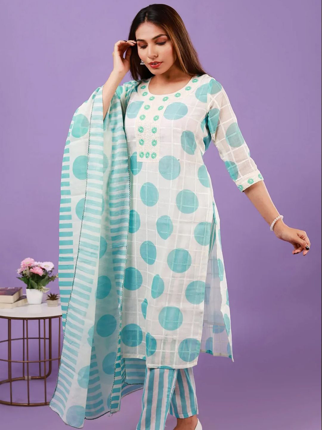 NEED APPARELS Women Floral Embroidered Regular Linen Kurta with Trousers & Dupatta