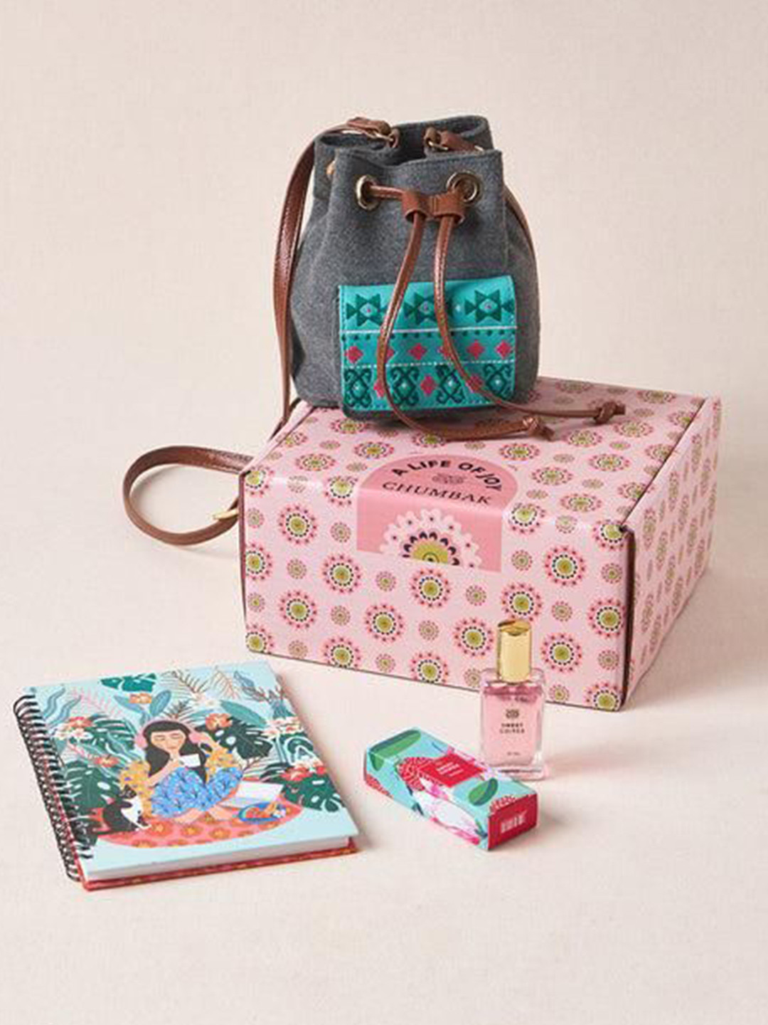 Chumbak All About Her Gift Set