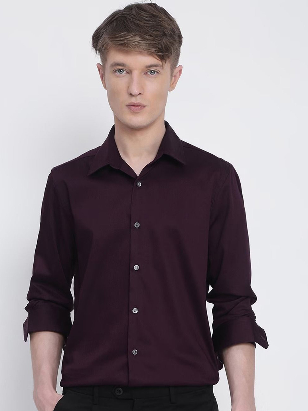 British Club Spread Collar Slim Fit Shirt