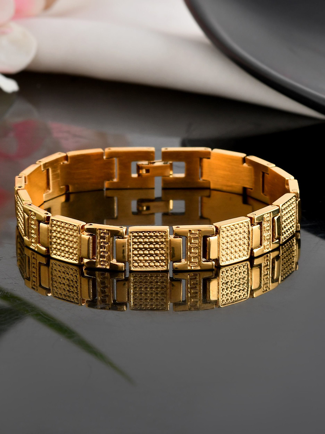 VOJ Men Gold-Plated Stainless Steel Textured Chain Link Bracelet