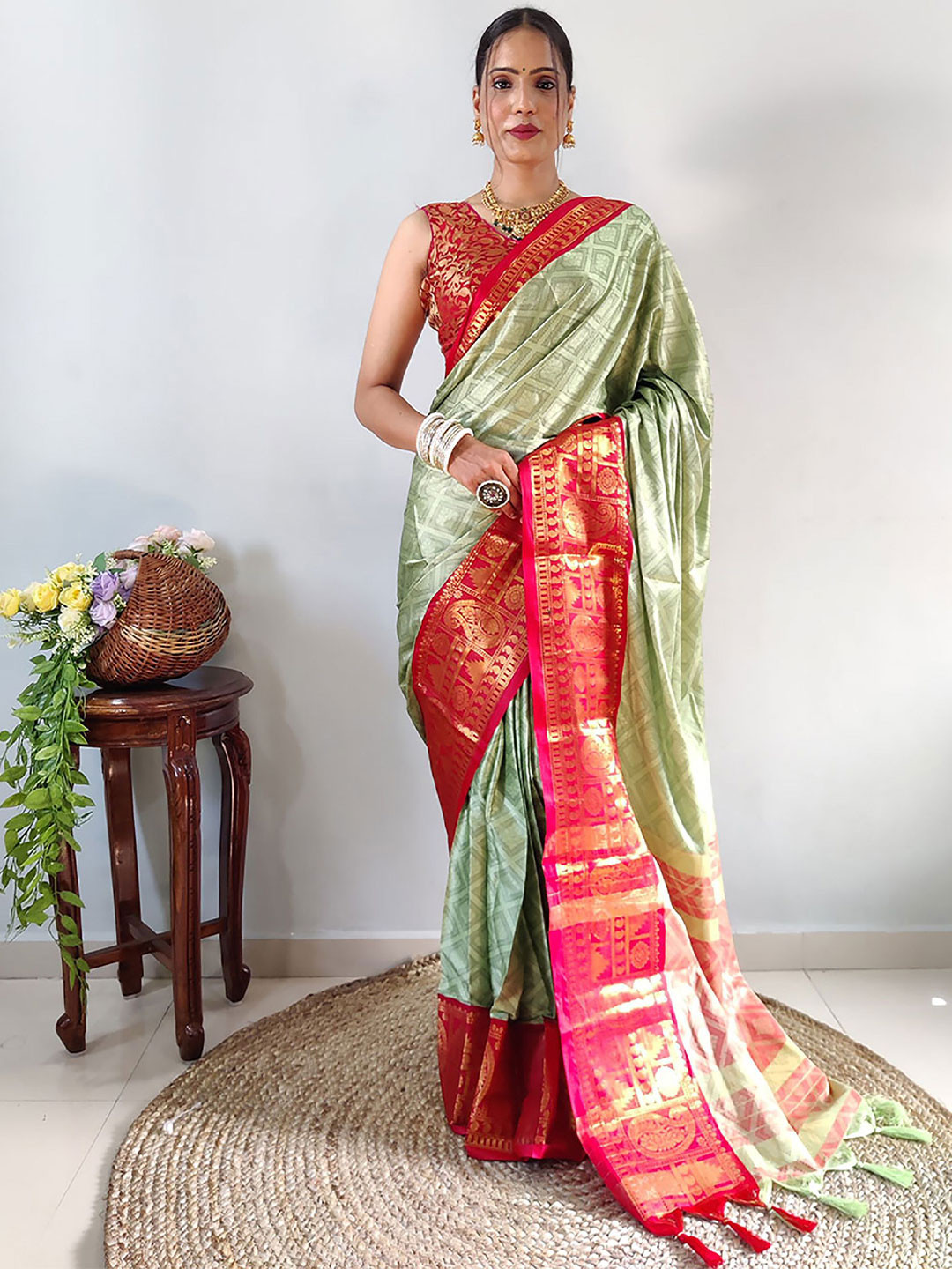 BerMondsey Geometric Printed Woven Design Border Zari  Banarasi Saree