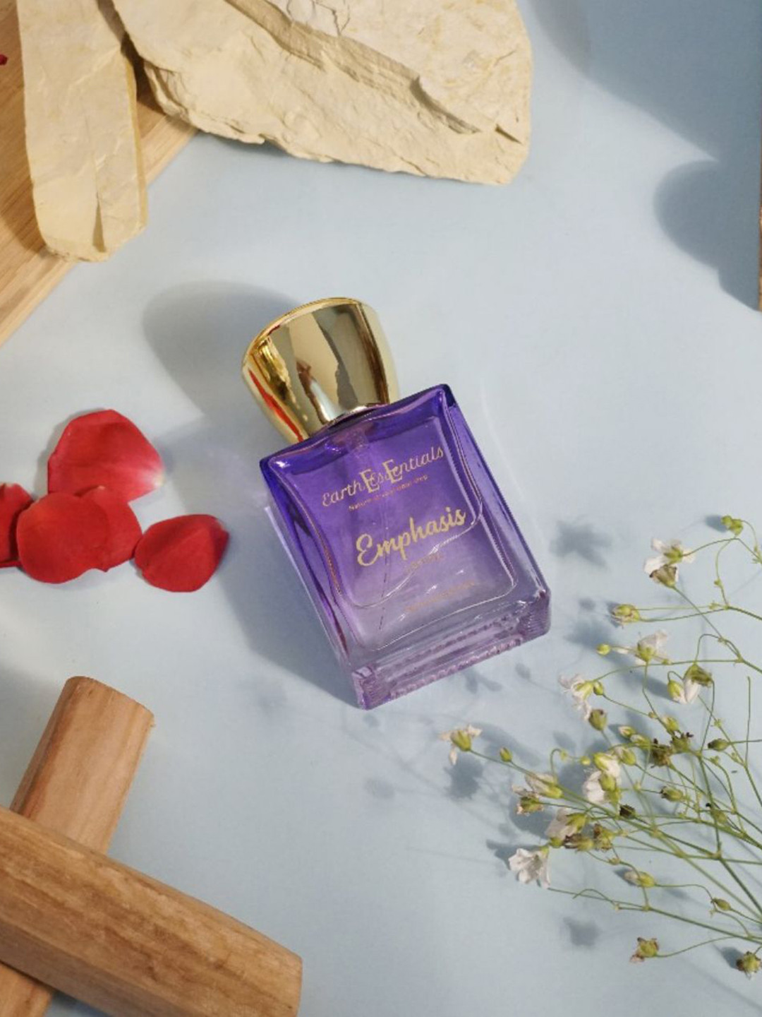 Earth Essentials Women Emphasis Luxurious Long-Lasting Perfume - 30 ml