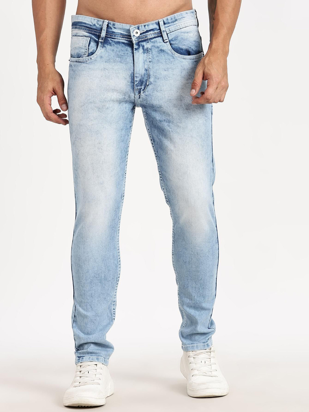 COLOR HUNT Men Comfort Mid-Rise Mildly Distressed Light Fade Non Stretchable Jeans