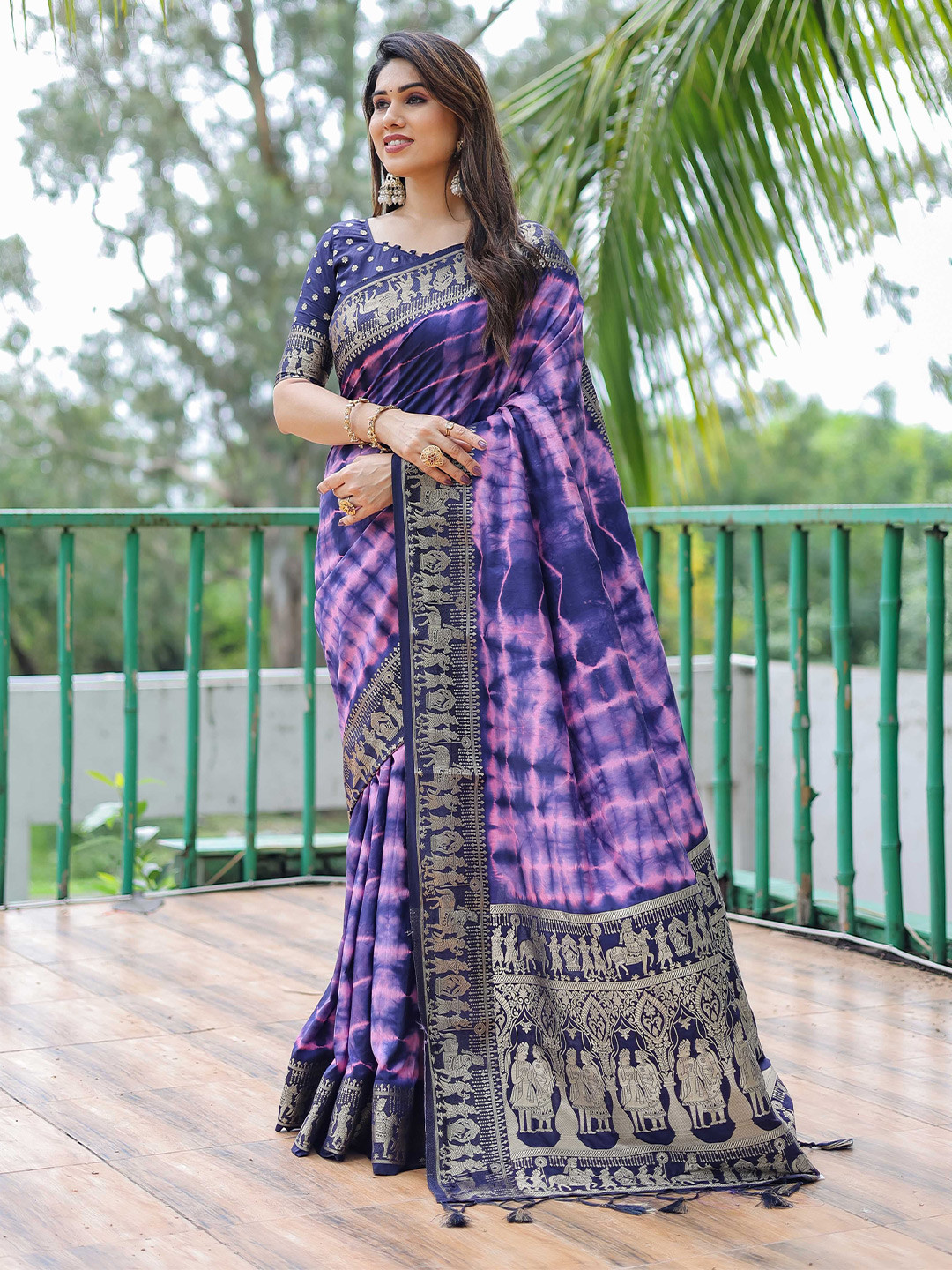 Ekta Textiles Paisley Zari Designer Block Print Saree