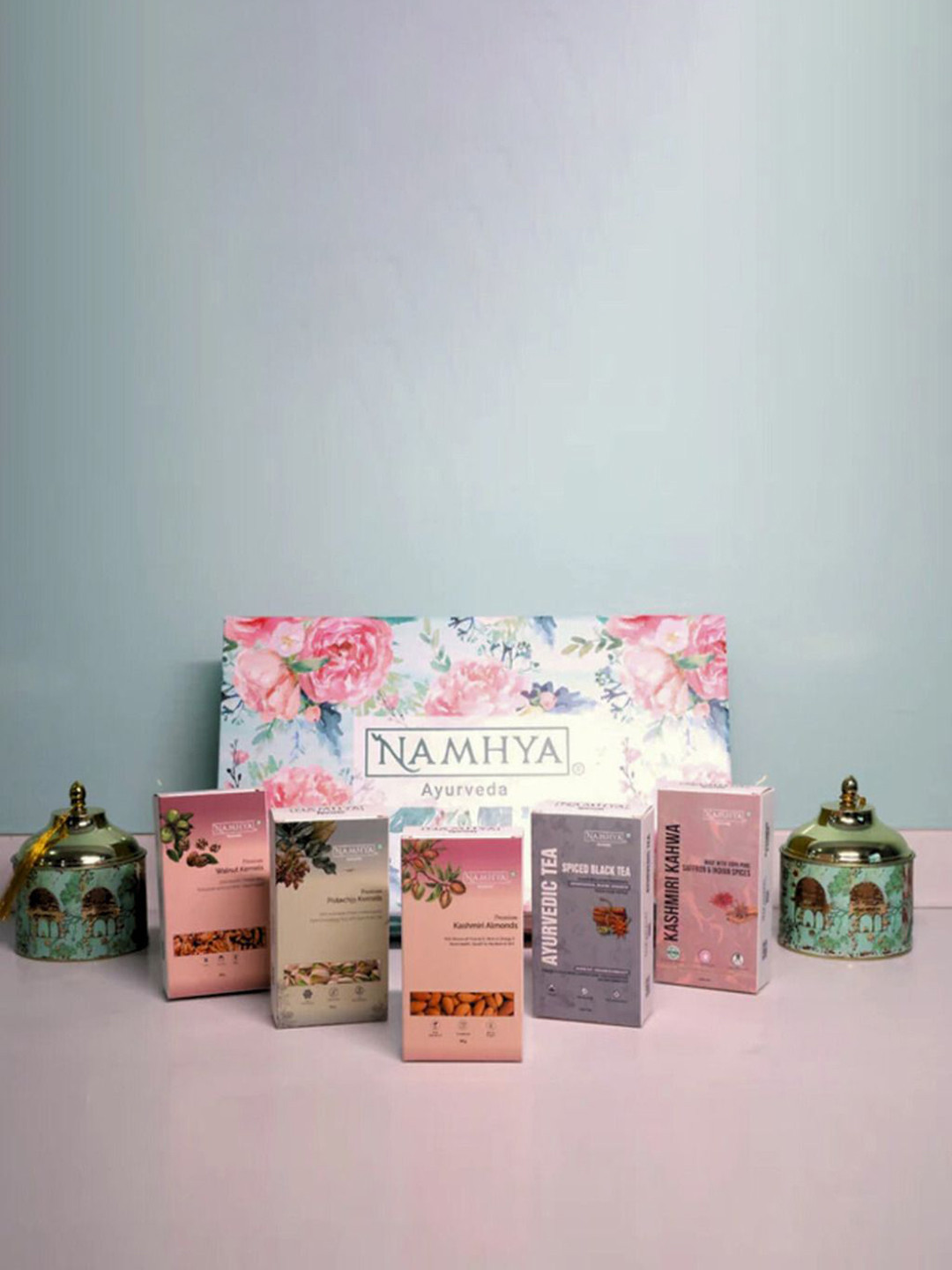 NAMHYA Set Of 4 Assorted Gift Sets