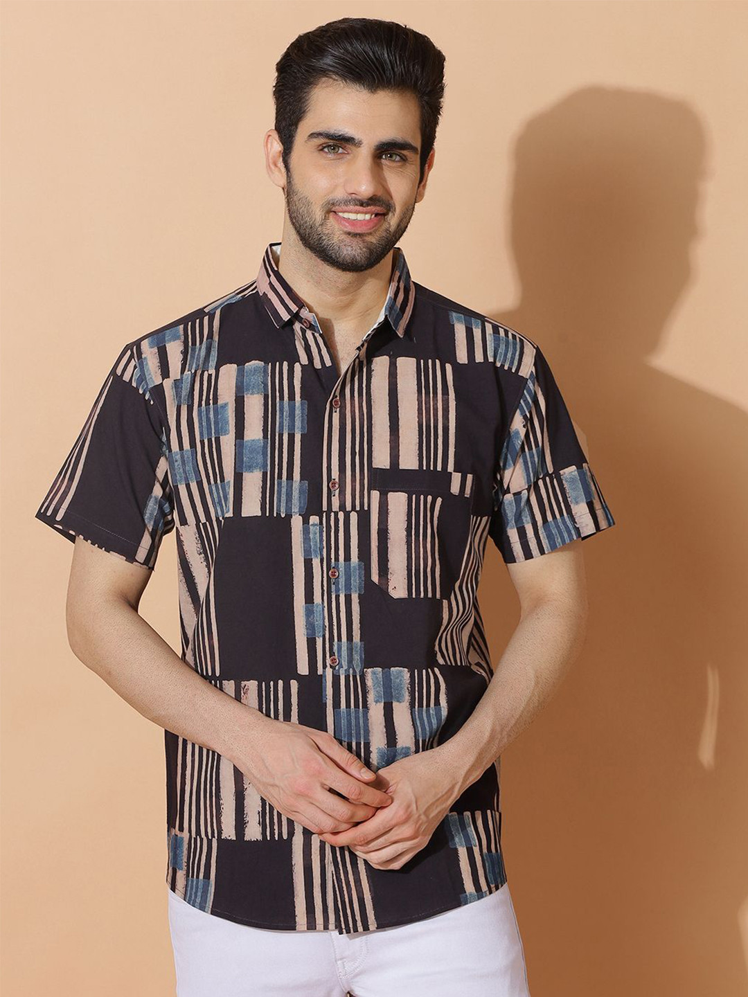 MOSHI Men Comfort Fit Geometric Printed Spread Collar Pure Cotton Casual Shirt