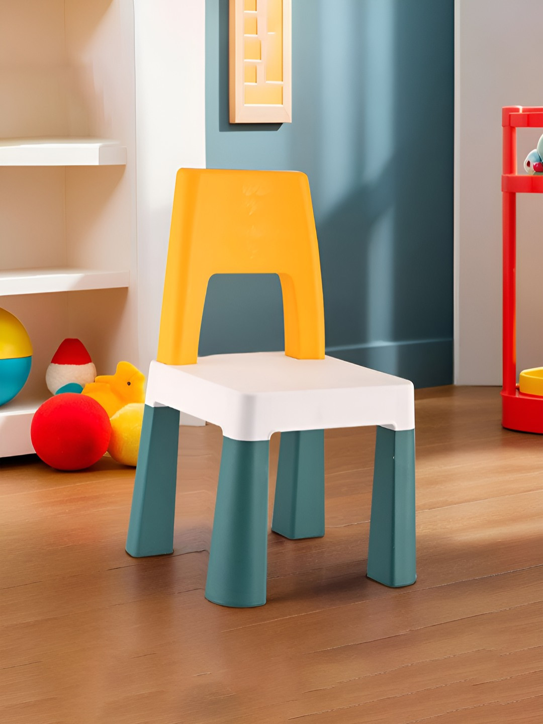 Myntra Elegant Homes Yellow & Green Weatherproof Kids Chair