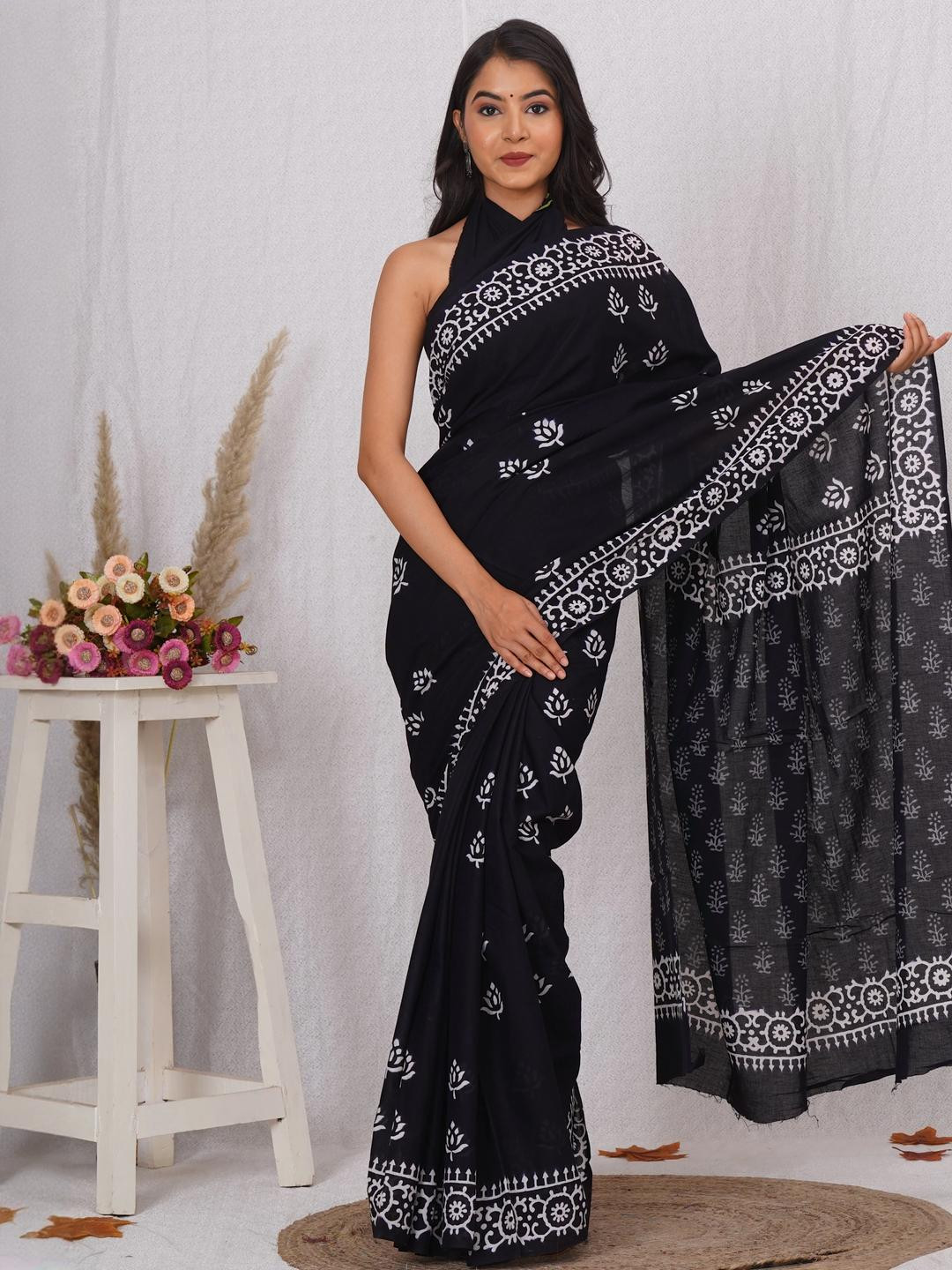 Pinkcity Trade World Black Pure Cotton Solid Sarees