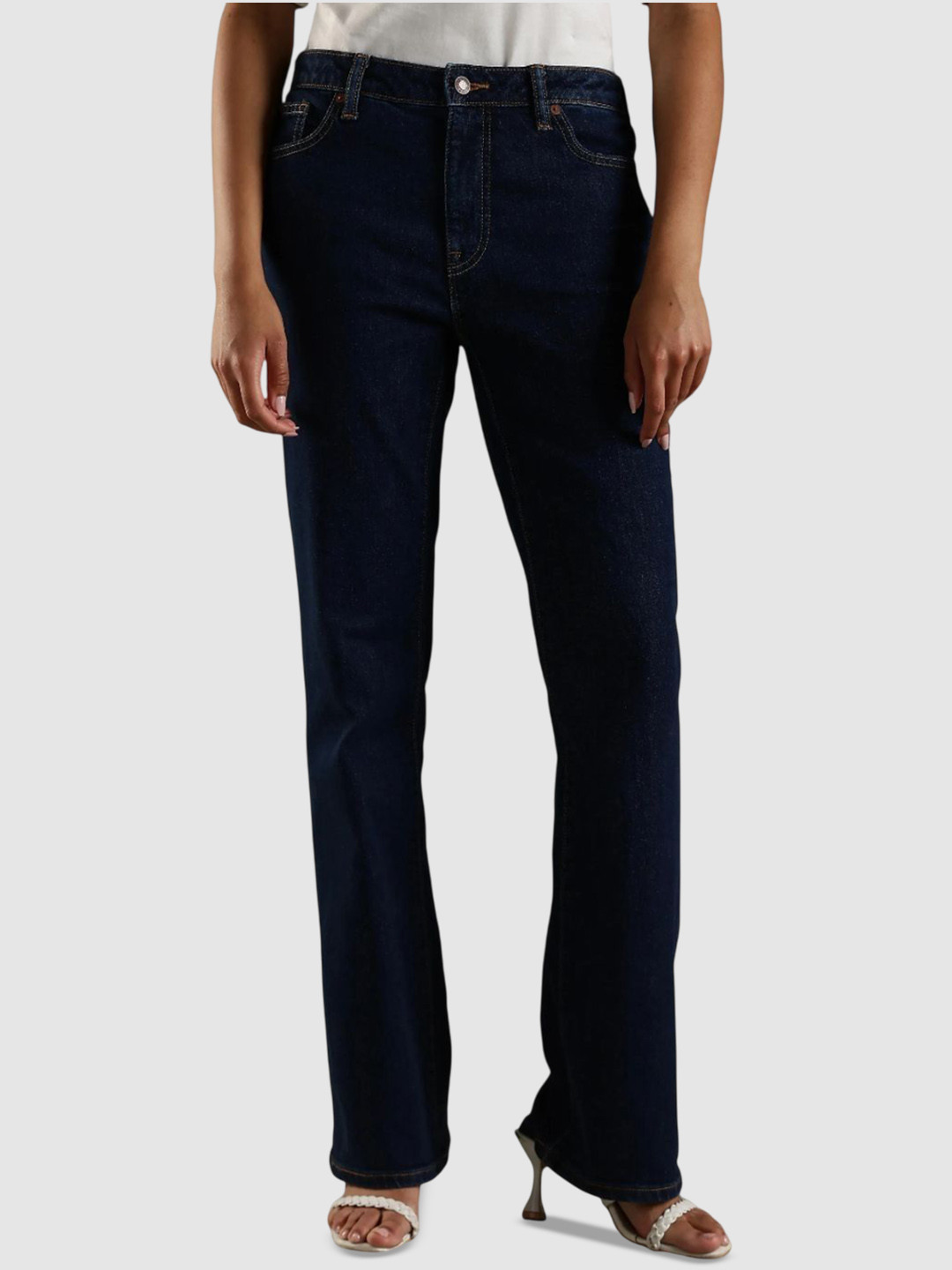 Tommy Hilfiger U.S Women Bootcut Mid-Rise Stretchable Cotton Jeans