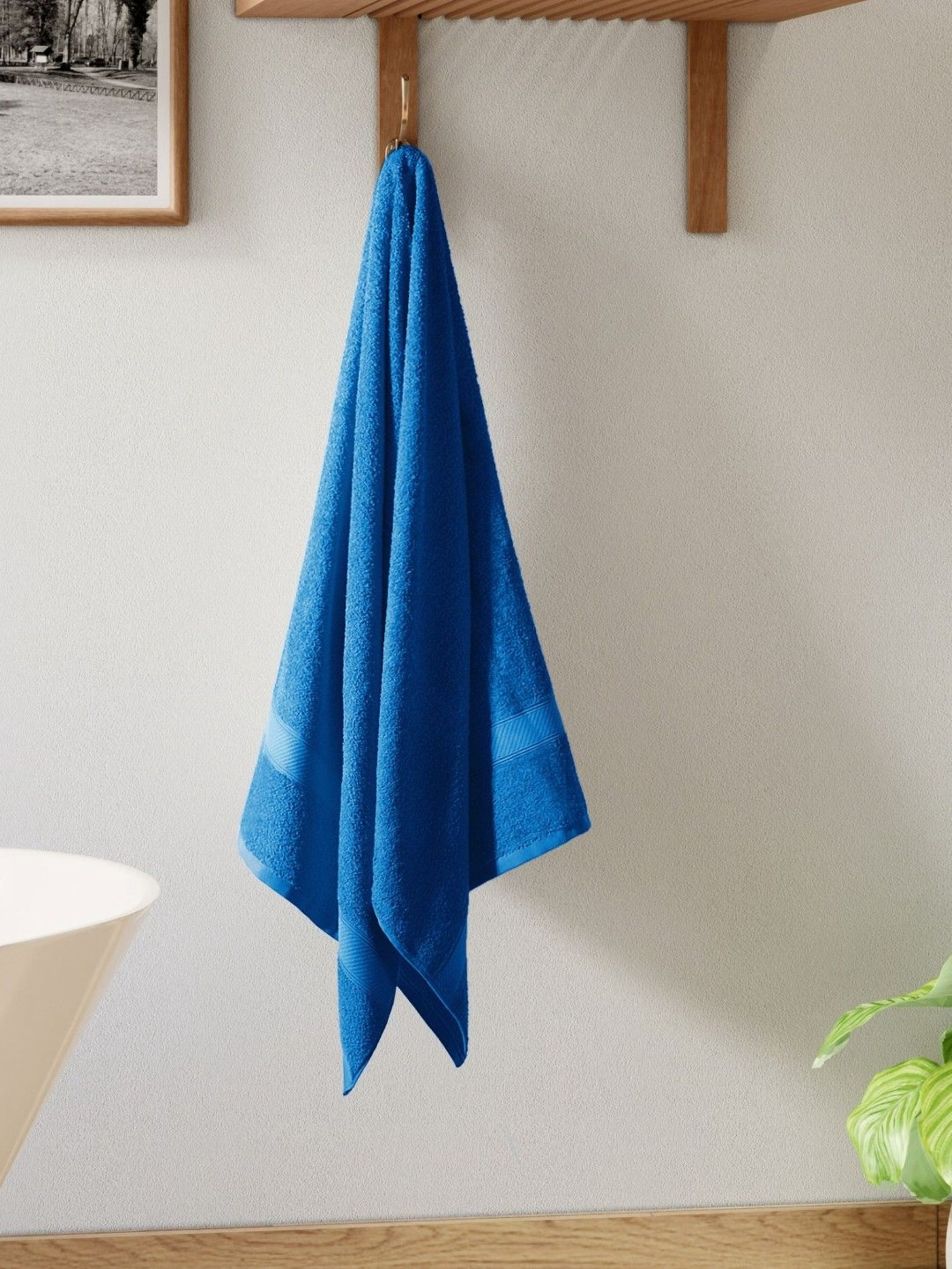 Welspun Blue Cotton 420 GSM Bath Towel