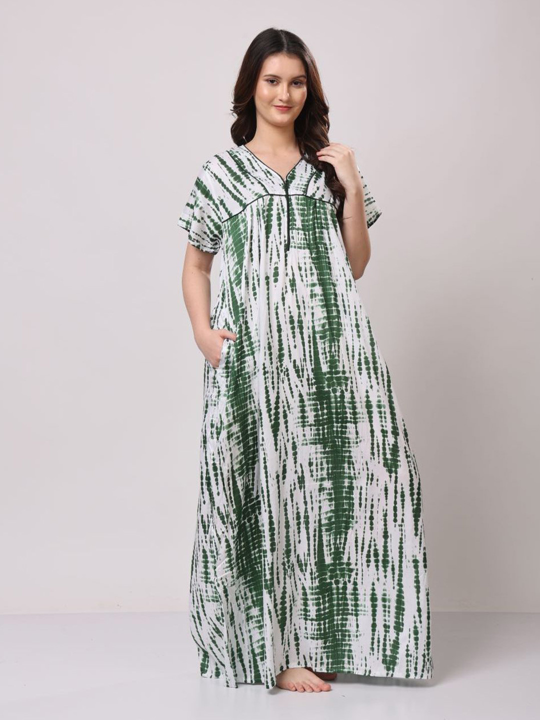 CHUI MUI Women Printed Maxi Nightdress