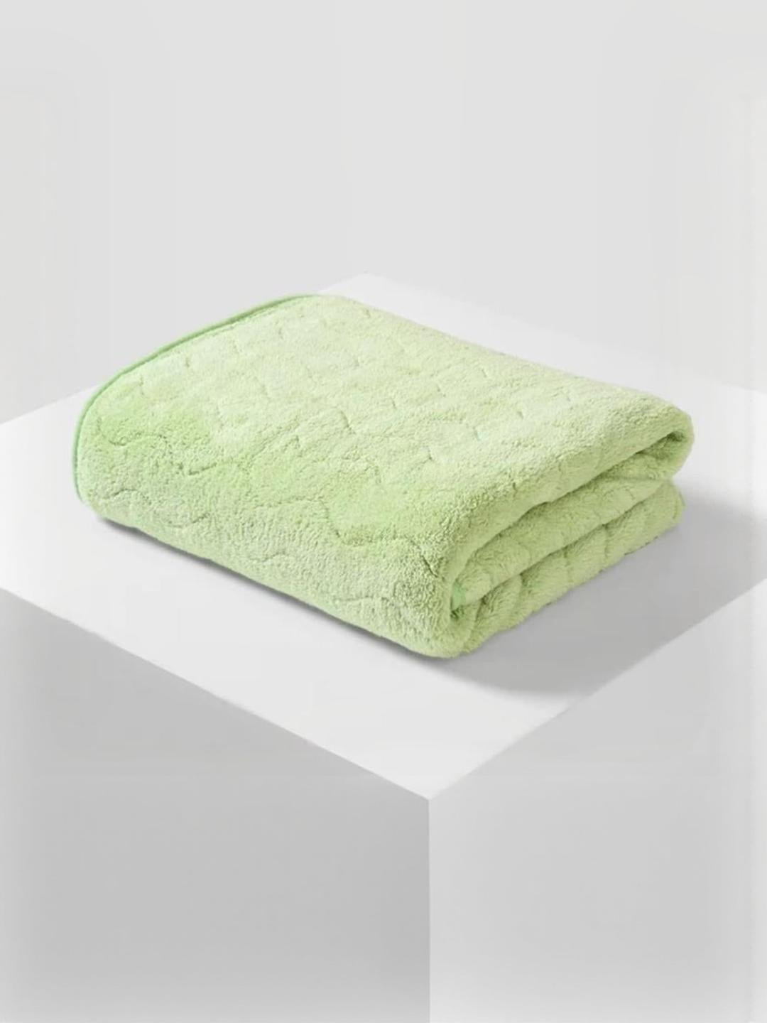 Reexplore Green 350 GSM Bath Towel
