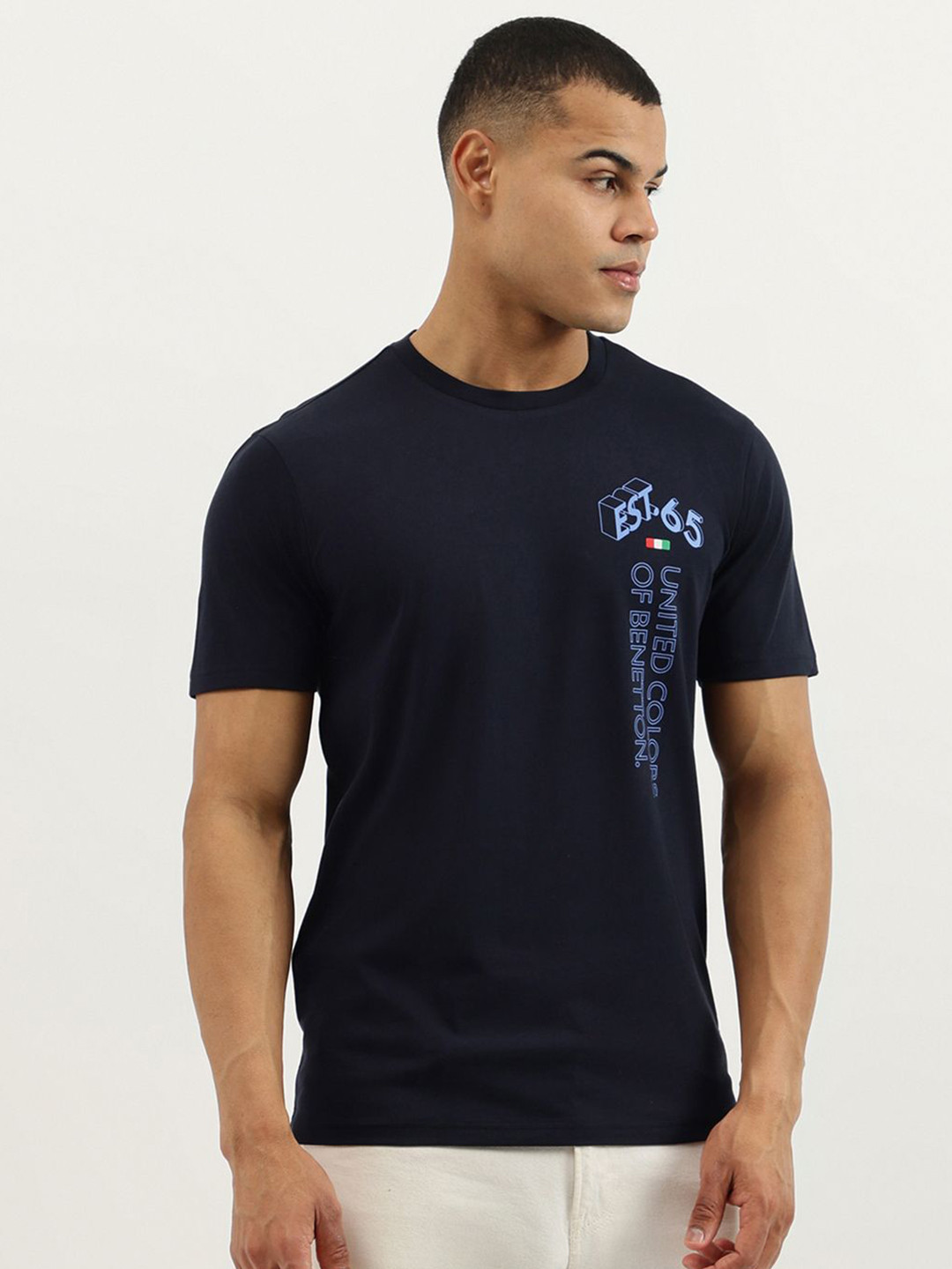 United Colors of Benetton Men Typography Printed Pure Cotton Relaxed Fit T-shirt