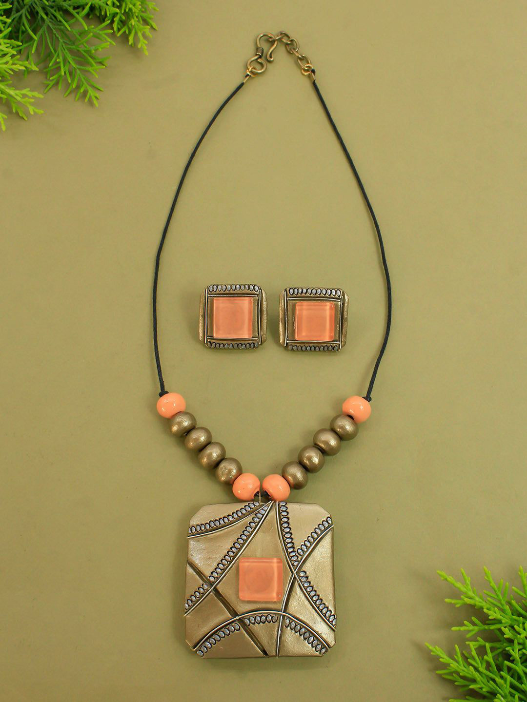 JUMKEY Women Gold Tone Geometric Terracotta Necklace & Earrings Jewellery Set