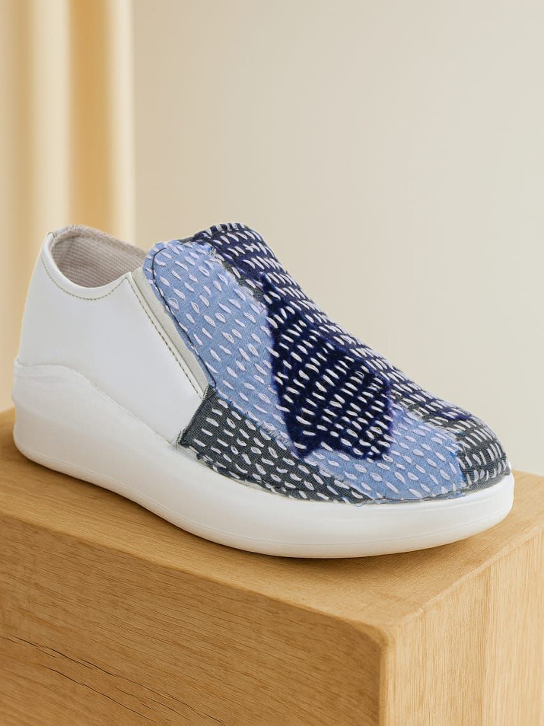 The Saree Sneakers Women Textured Slip-on Sneakers